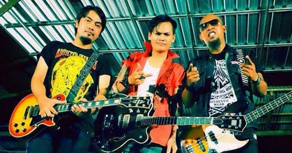 Kunci Gitar Lolot Hujan Di Malam Minggu