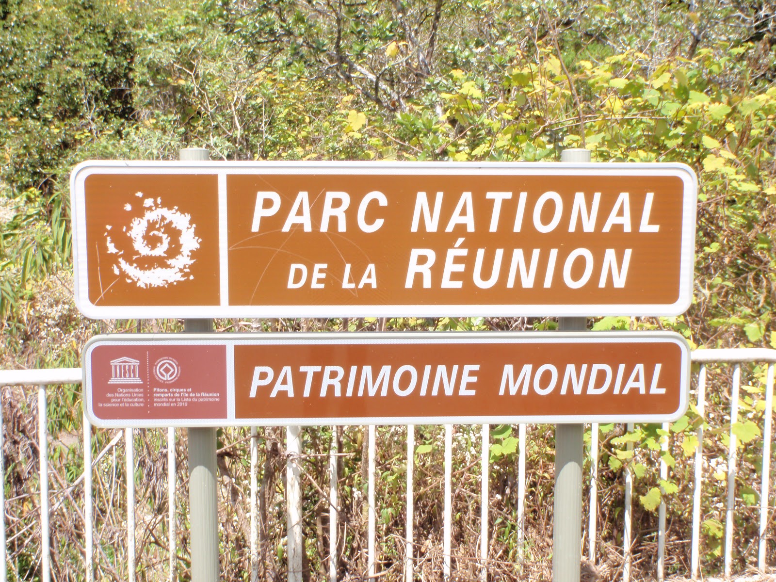 Pitons, cirques et remparts de l'île de la Réunion - UNESCO World Heritage  Centre