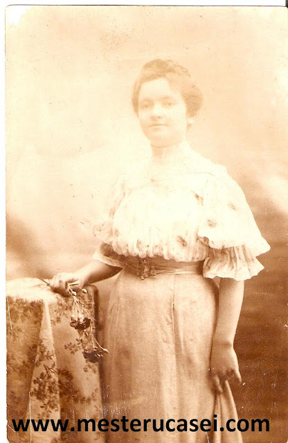 1908_Mezotelegd, Tileagd av_ Mi se pare ca exista moda de a te fotografia si a o face o carte poştală pe care să o trimiti apoi. Mi se pare ca exista moda de a te fotografia si a o face o carte poştală pe care să o trimiti apoi