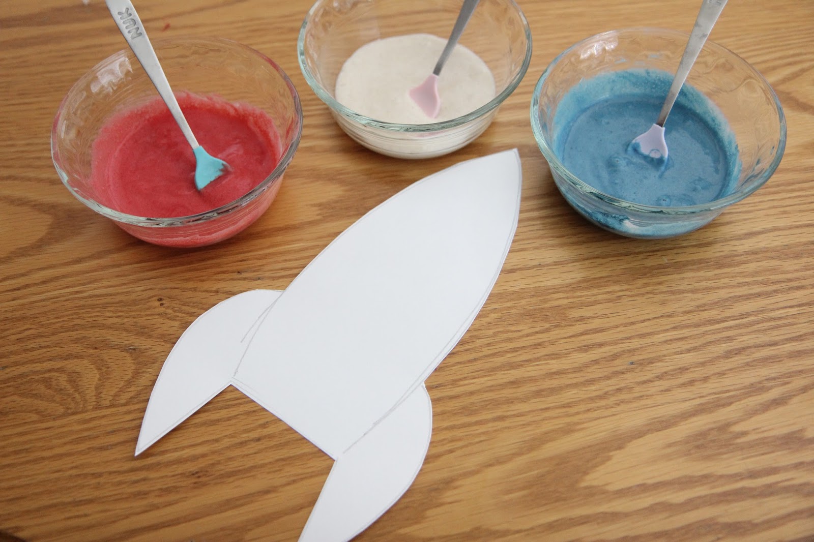 Toddler Approved! Puffy Paint Rocket Craft