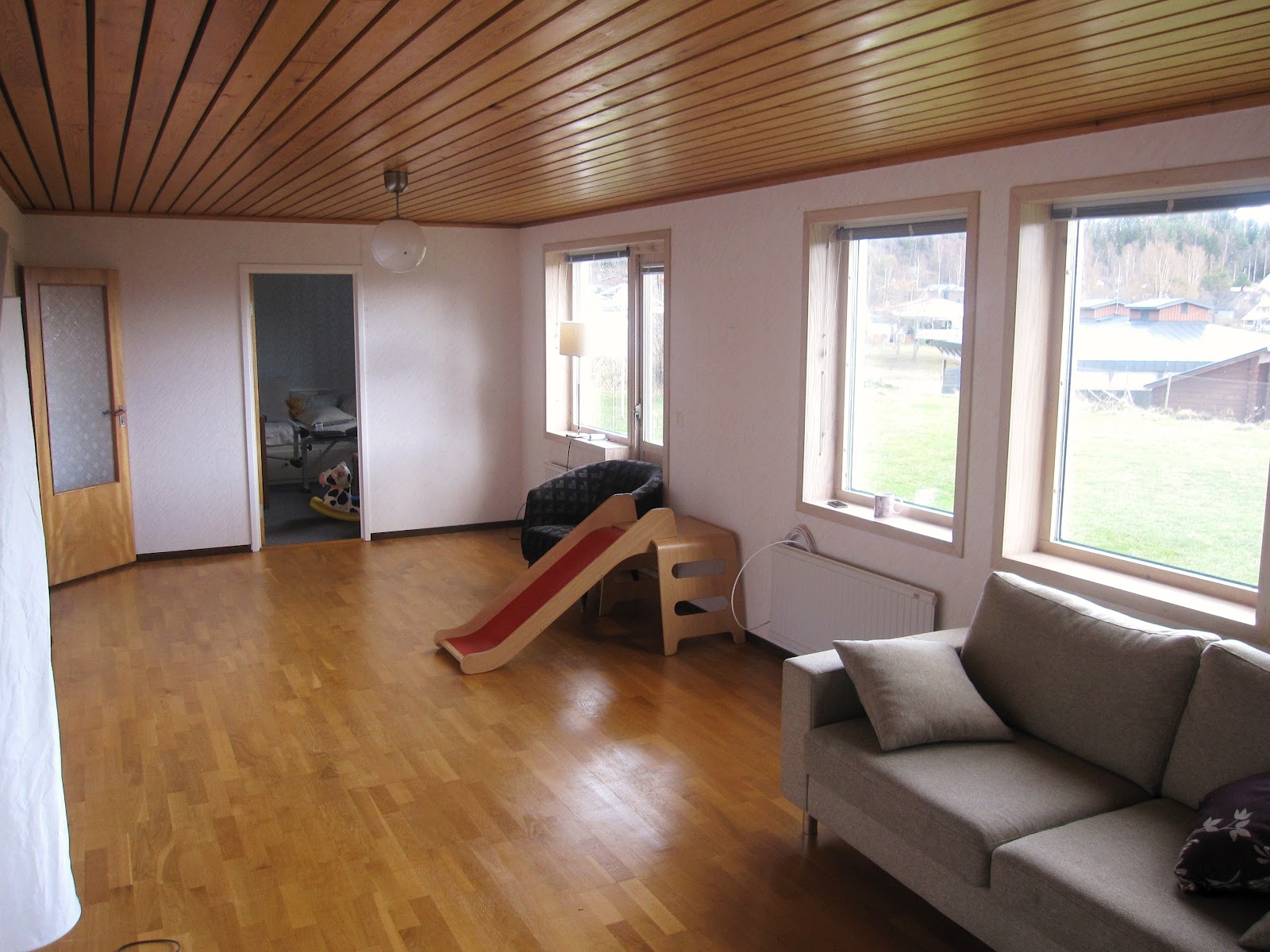 I huset där vi bor: renovering av gillestugan