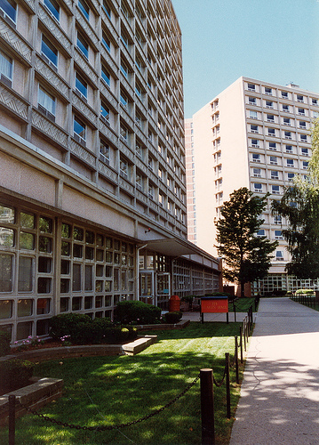 Bu Dorms