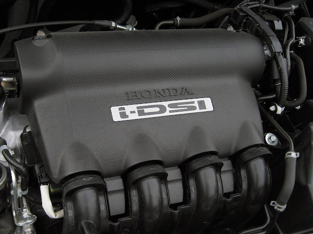 i-DSI (intelligent Dual and Sequential Ignition) i-DSI (intelligent Dual and Sequential Ignition)