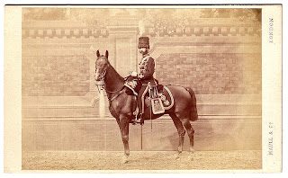 Teniente del 14th regimiento de dragones ligeros (1867)