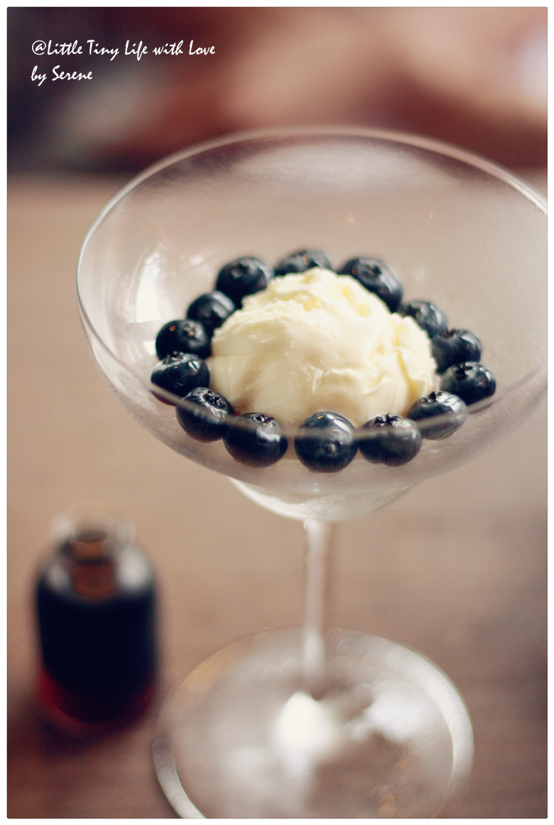 Vanilla Blueberry Mug Cake Vanilla Blueberry Mug Cake