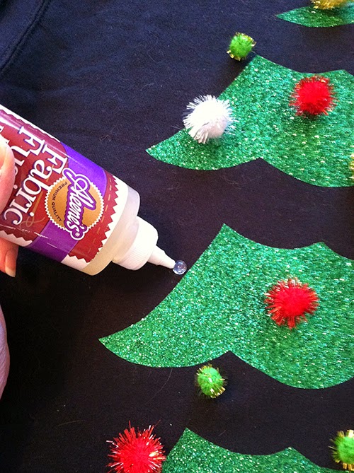 iLoveToCreate Blog Glitter Christmas Tree Ugly Sweater