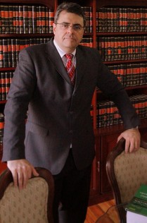 especializado em direito empresarial advogado empresarial - Dr. Claudio Dias Batista