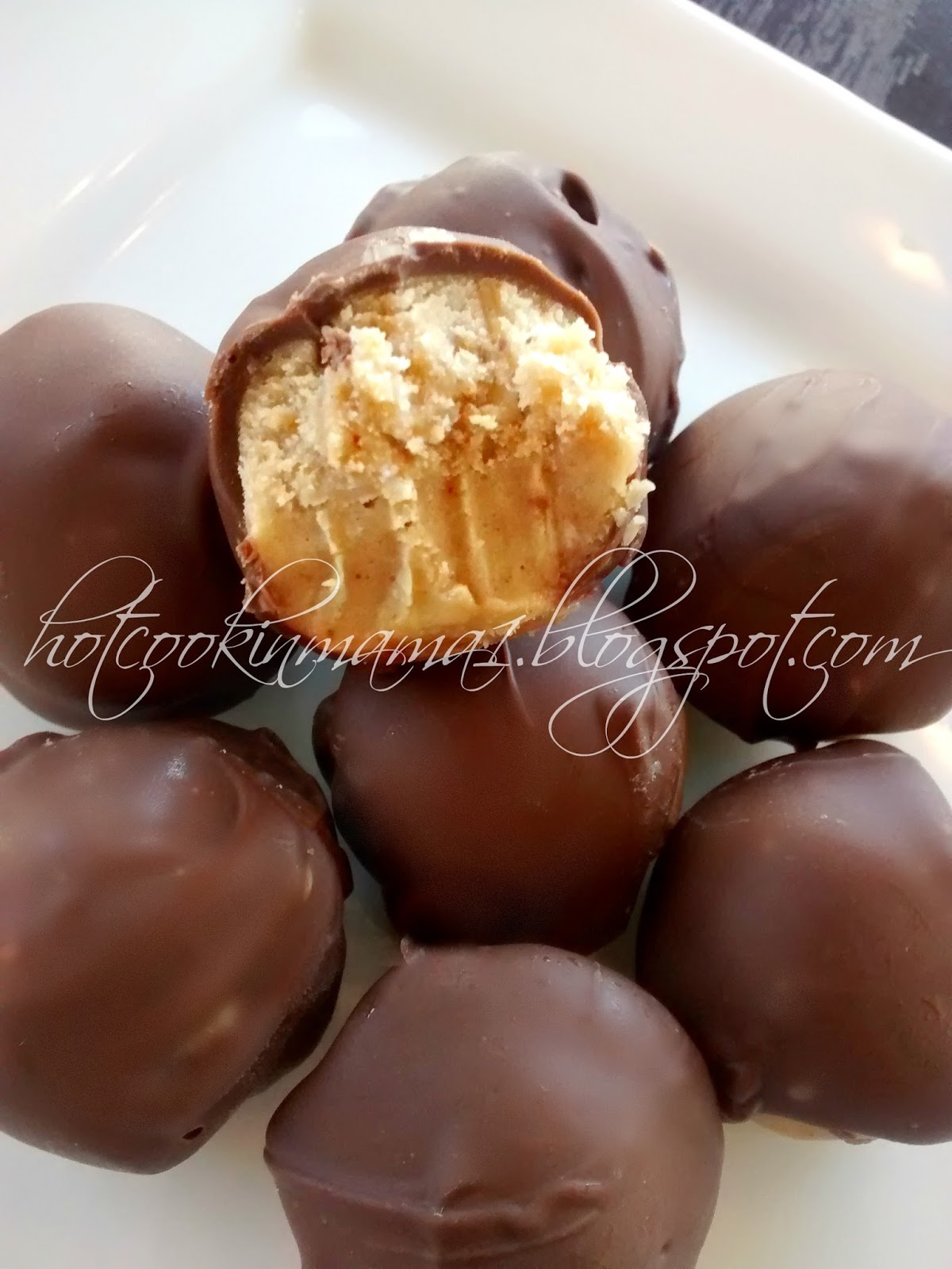 Hot Cookin' Mama No Bake Chocolate Peanut Butter Balls