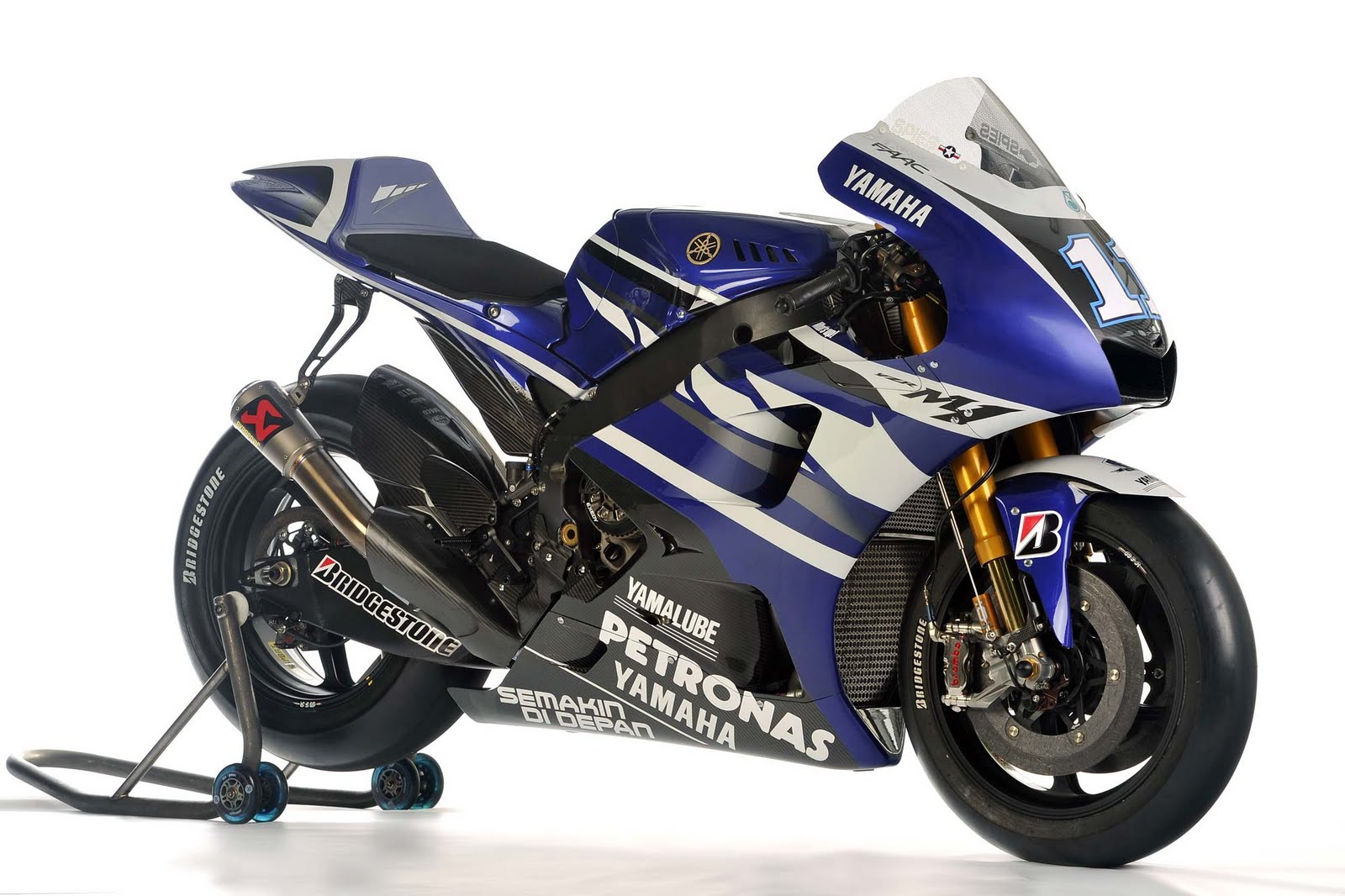 http://4.bp.blogspot.com/-C2E_jKCjUI0/ThQm2-VSckI/AAAAAAAAA-c/rWc6v3Azg_A/s1600/Yamaha+YZR-M1+MotoGP+Wallpapers1.jpg