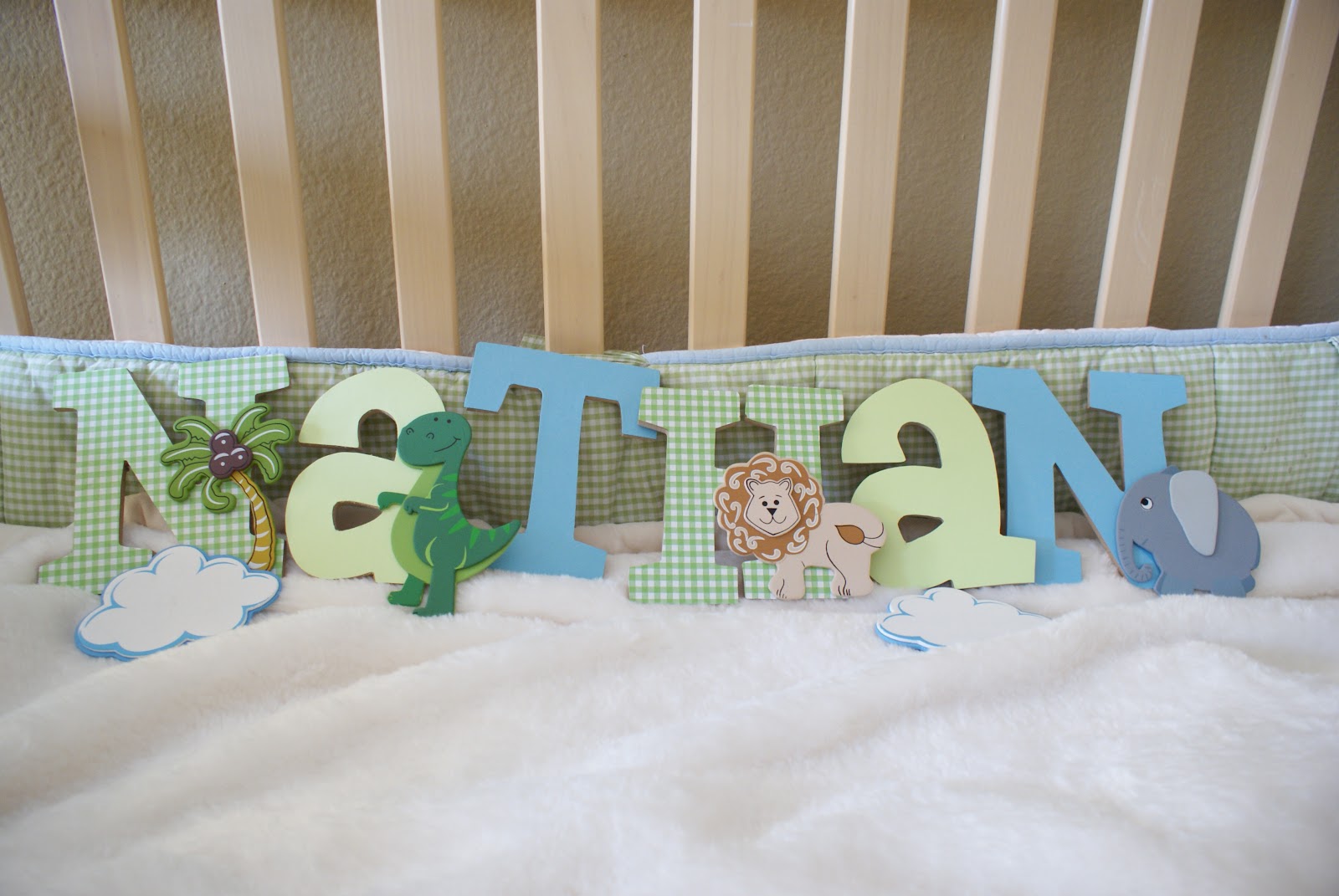 Beauty from the Core: SUPER EASY AND FUN CRAFT IDEAS FOR BABY NURSERIES!