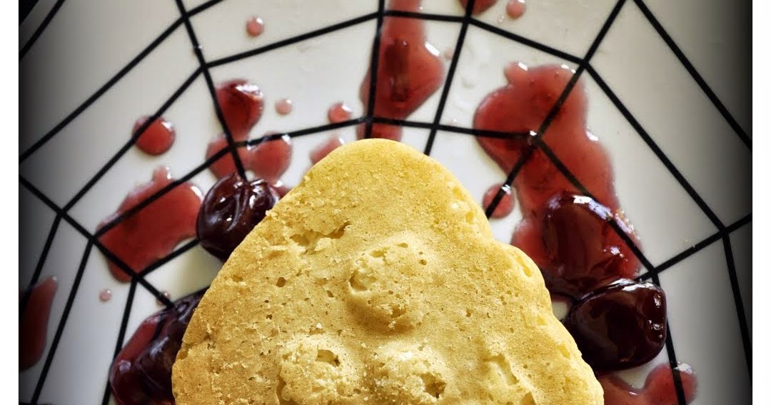 *my house is cuter than yours* Skull Head Biscuits