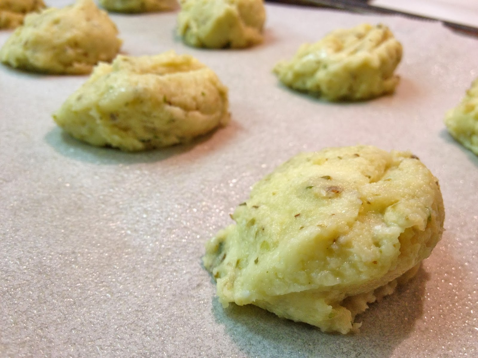 The Lifestyle Notebook Cauliflower Cheese Bites