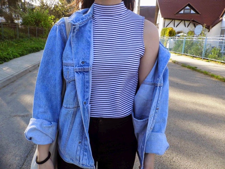 Huge jacket & striped crop top
