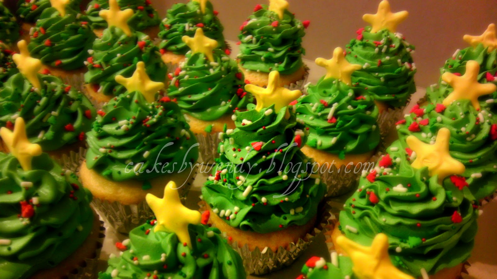 christmas tree cake pops Oh Christmas Tree.Oh Christmas Tree..