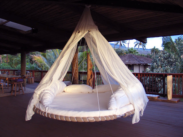 perfect round hanging canopy bed mixed with wooden roof also brown lamiante floor idea