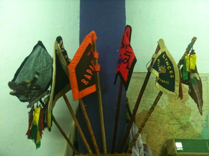 Estos son los banderines de nuestra tropa