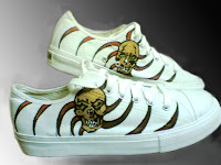 Sepatu Lukis Cowo Tengkorak c Rp 125 000 Klik Gambarnya untuk memperbesar Sepatu Lukis Cowo Tengkorak c Rp 125 000,sepatu lukis,sepatu lukis cowok,sepatu,lukis