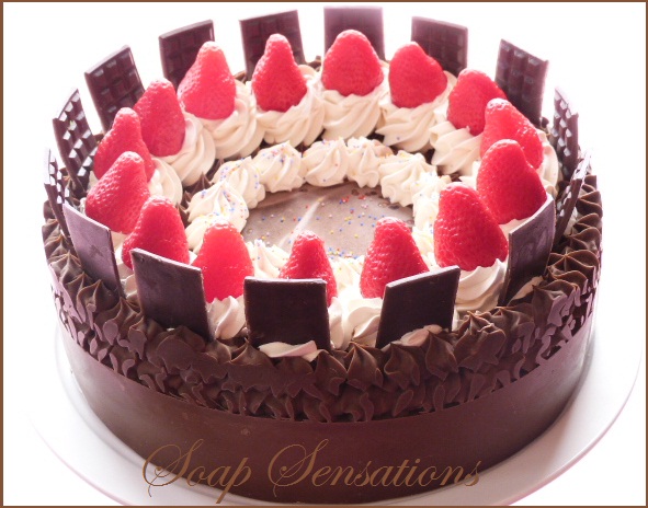 [Image: chocolate+cheesecake+cake+soap+012.jpg]