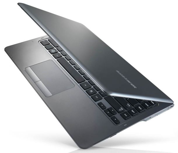 samsung beats apple s retina macbook with new super high resolution
