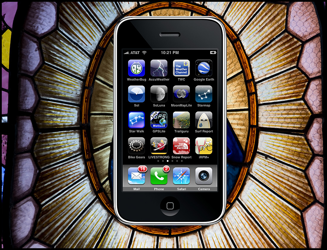 http://4.bp.blogspot.com/-C8X10Cs7qas/UEHq0XqzXKI/AAAAAAAADVQ/T5UdWhs-CV4/s1600/the-iphone.jpg