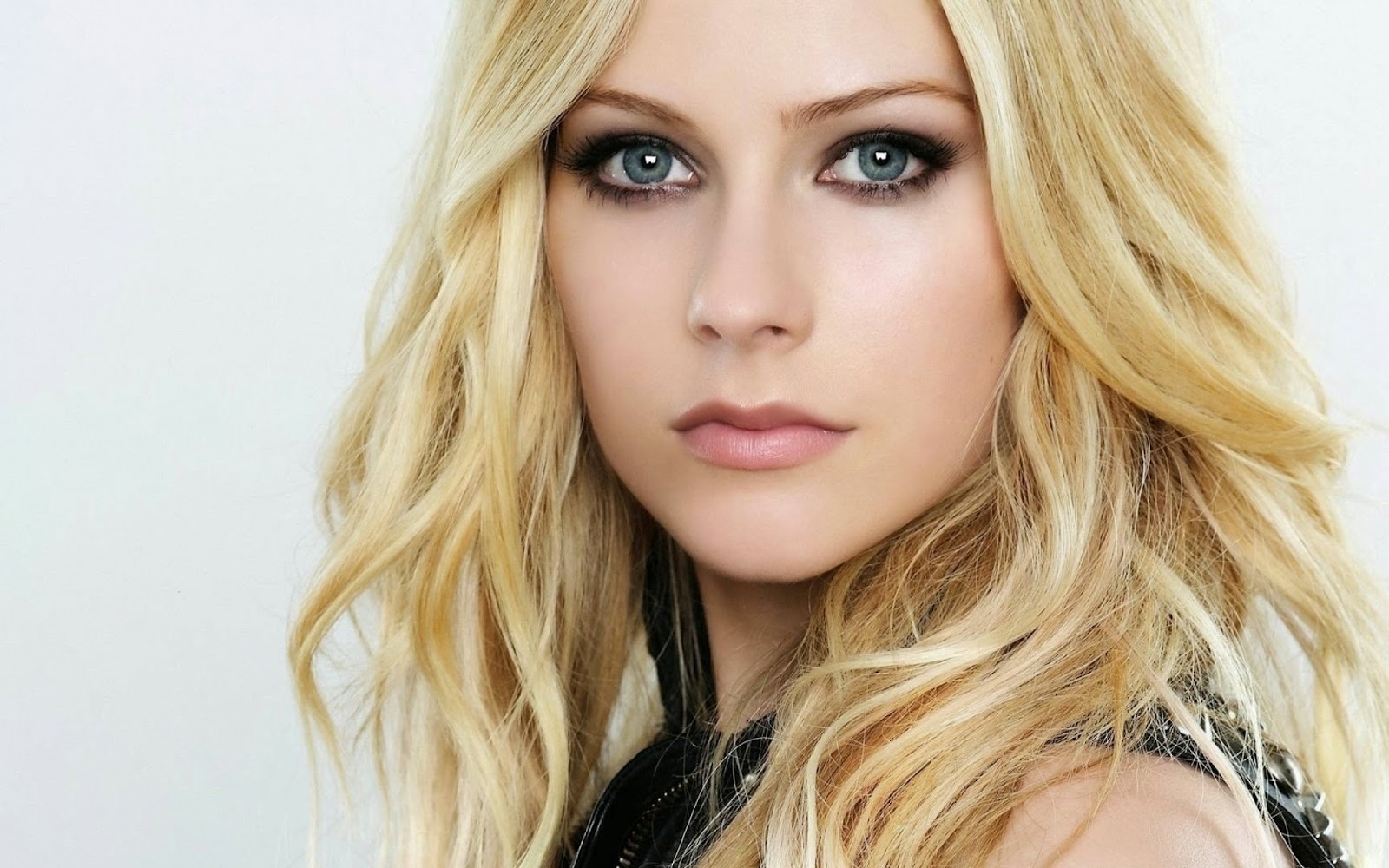 Star HD Wallpapers Free Download: Catalina Otalvaro Hd Wallpapers Free