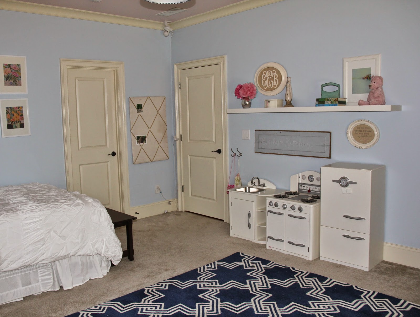 Living Room Designs For Small Spaces Small Dresser And Some