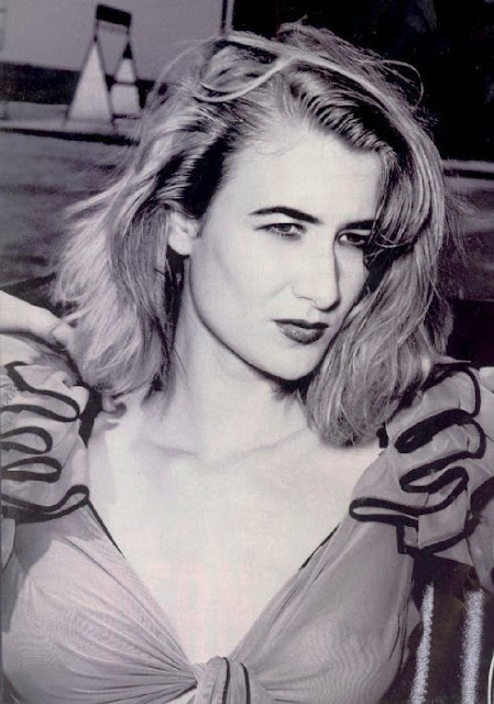 Laura Dern ("Jurassic Park") 61 Laura+Dern+(20)