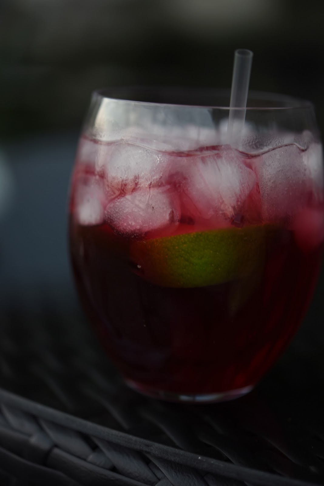 BACARDI Cranberry kokteilis