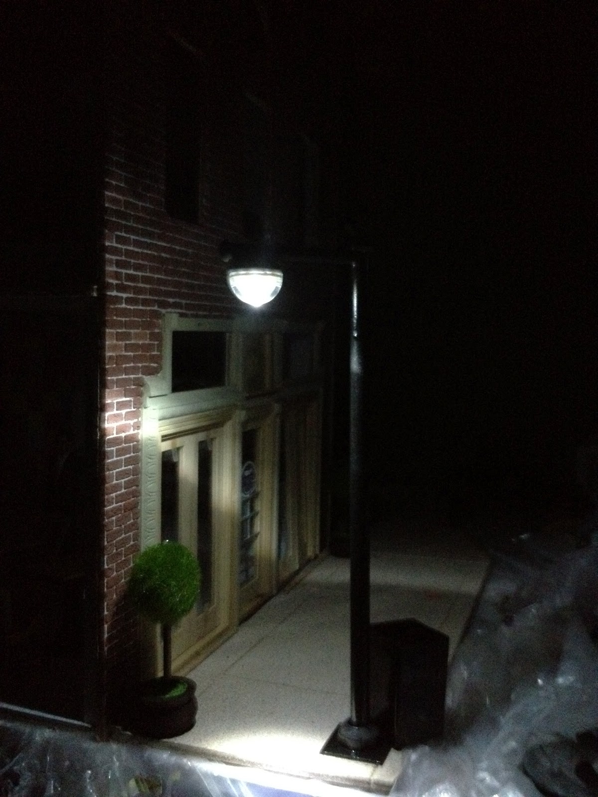 Jocelyn's Mountfield Dollhouse Street Lamp Post Made Using Battery