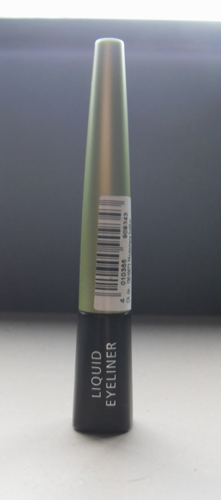 Liquid Eyeliner noir Alverde
