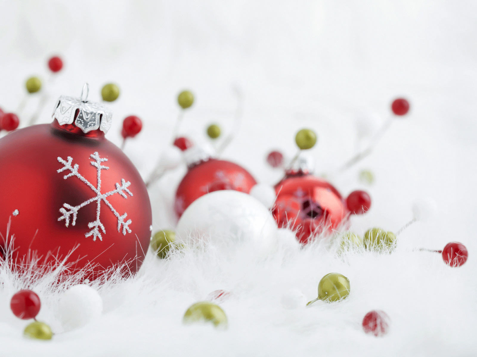 Wallpapers Clubs: Christmas Balls Wallpapers