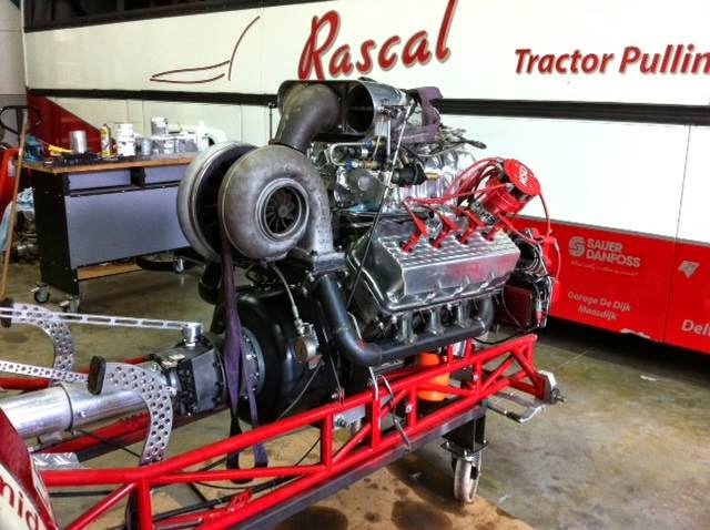 10246245_478282722301956_313683306658724