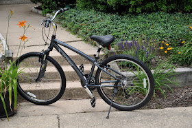 Artfully Caroline: Denim project: A bike basket