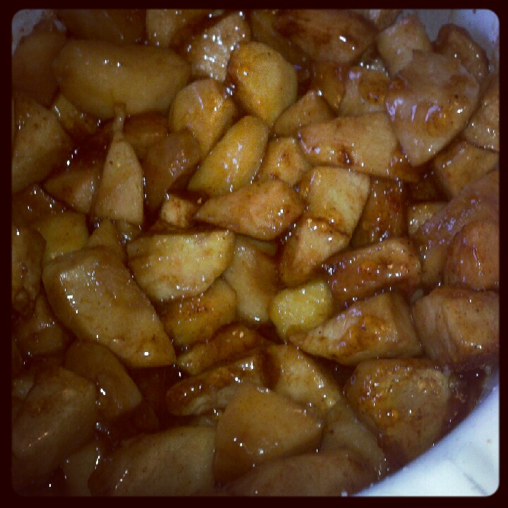 It's Easier Than You Might Think Slow Cooker Cinnamon Apples