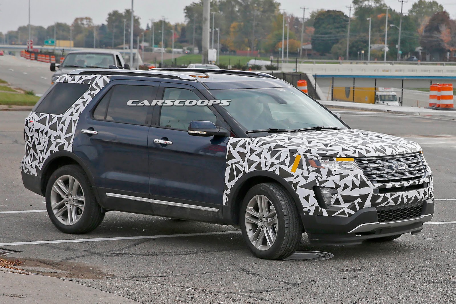 2016-Ford-Explorer-4.jpg