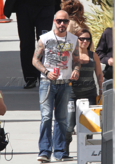 http://4.bp.blogspot.com/-CGALL3oBEwk/TbrkdDNZi1I/AAAAAAAABLM/0LS1eQue0gs/s1600/AJMcLean006.jpg
