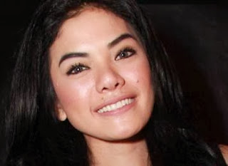 Foto Topless Setengah Bugil Nikita Morzani Telanjang Film Comic 8 Download