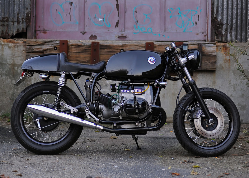 beemer8negro1.jpg