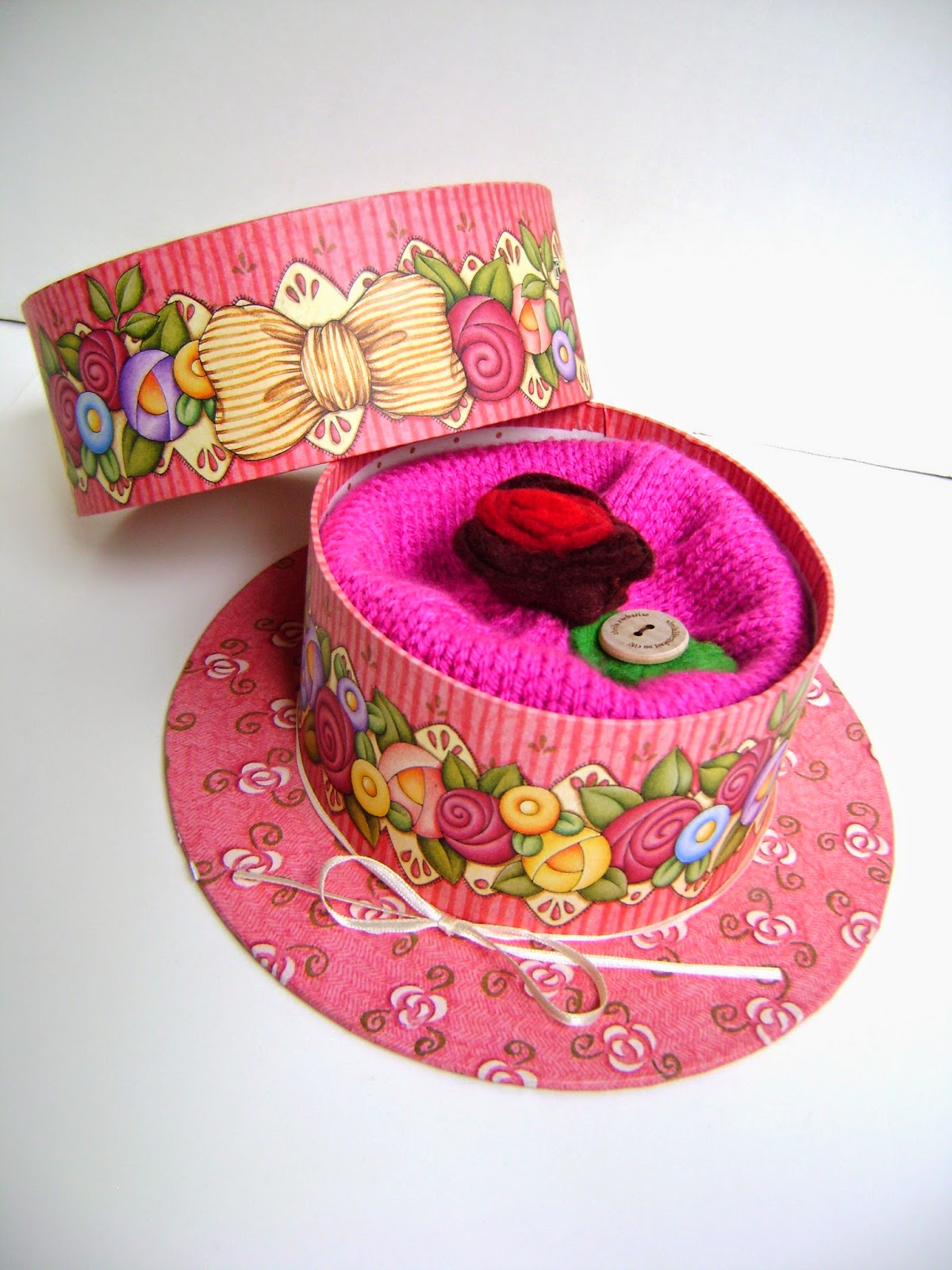 Creative Designs by Sheila Zachariae Gift Giving Hats in a Hat Box