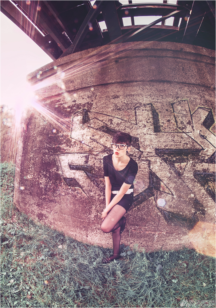 IMAGE: http://4.bp.blogspot.com/-CHgXXmVOYvU/T75XOa4YYBI/AAAAAAAABiY/jr96oU8pkUQ/s1600/3.jpg