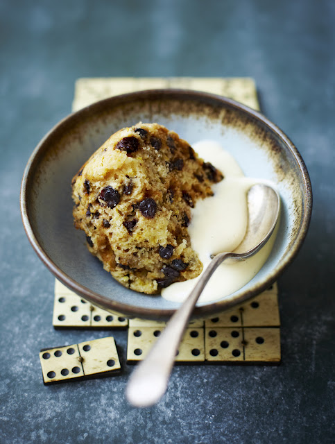 girls doing splits in shorts british food spotted dick