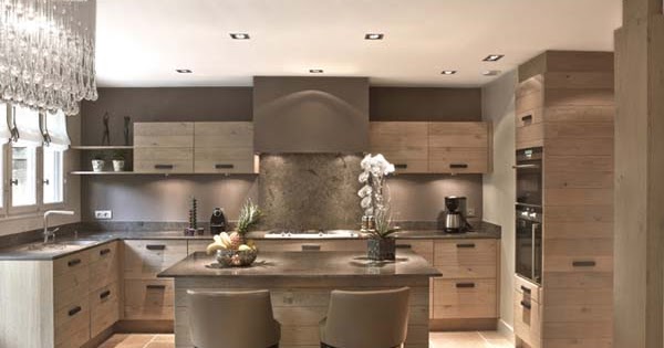 Rustik chateaux: Cocinas rústicas y clásicas de lujo