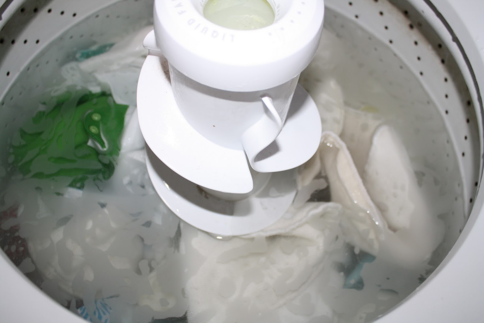 Domestic Mother Eco Sprout Detergent Review