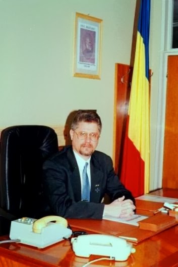 Ianuarie 1997 - În calitate de vicepreședinte al Consiliului Județean BN (1996-2000).