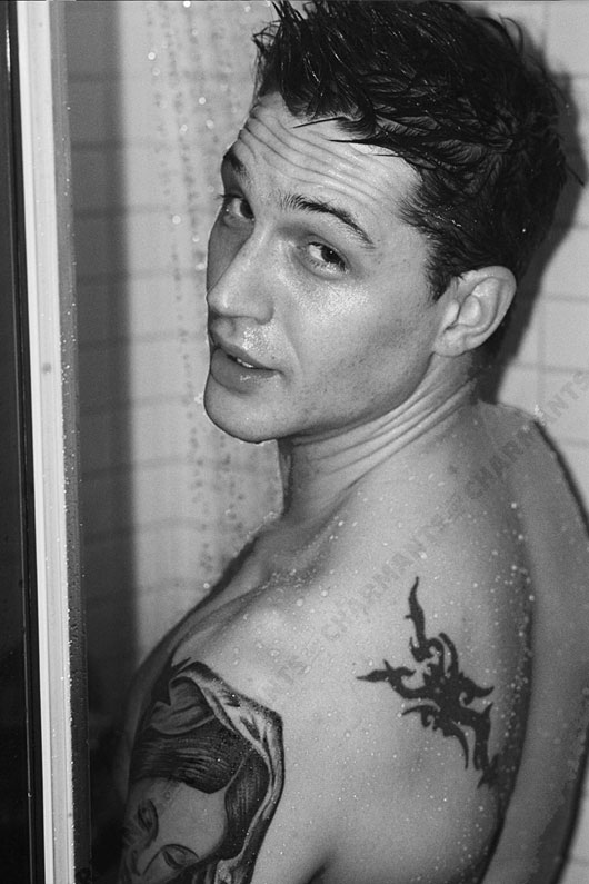 Tom Hardy | Shirtless