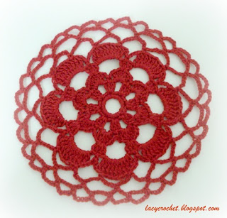 red mini doily