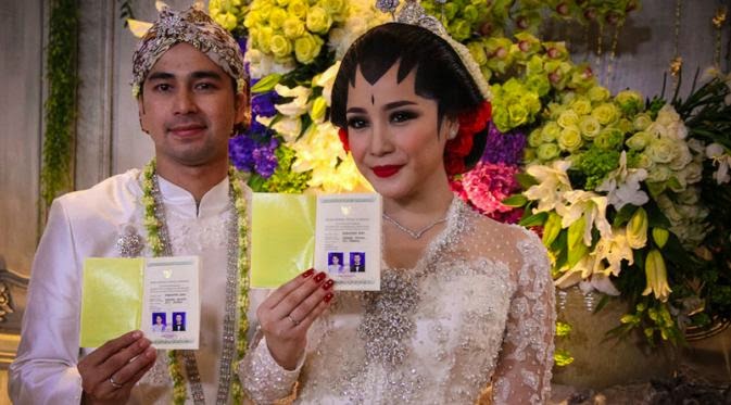 Foto Pernikahan Raffi Ahmad dan Nagita Slavina Foto Pernikahan Raffi Ahmad dan Nagita Slavina