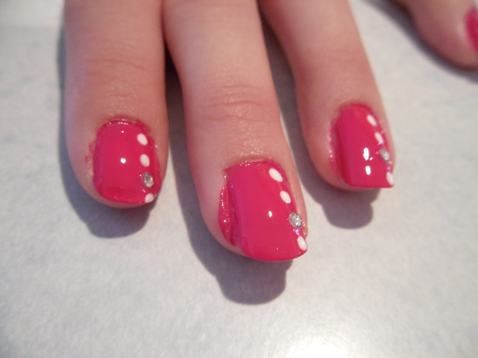 No Junk Nail Labor Day Nails 2 Pink Sparkly Dots