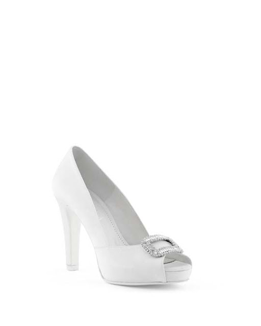White-Wedding-Shoes0-2013-Collection-By-Rosa-Clara 