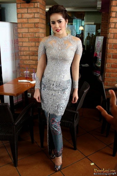 Kumpulan Foto Model Baju Kebaya Raisa Trend Baju Kebaya Kumpulan Foto Model Baju Kebaya Raisa Trend Baju Kebaya
